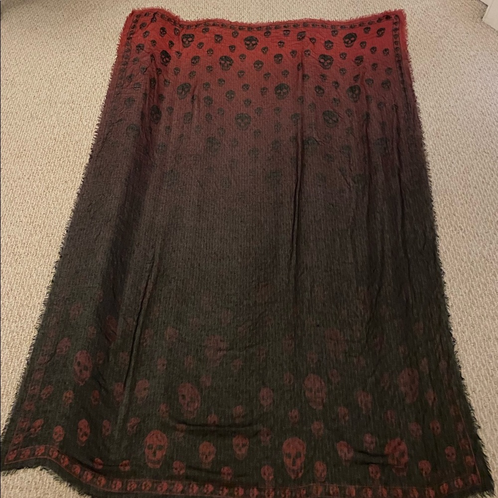 Alexander McQueen Ombré Skull Scarf